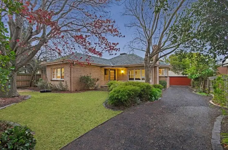 4 Toyne Avenue, Hamlyn Heights VIC 3215
