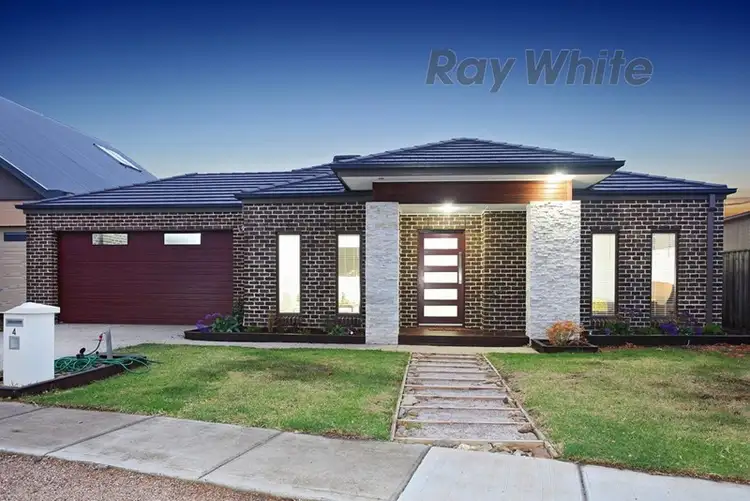 4 Poppy Place, Point Cook VIC 3030