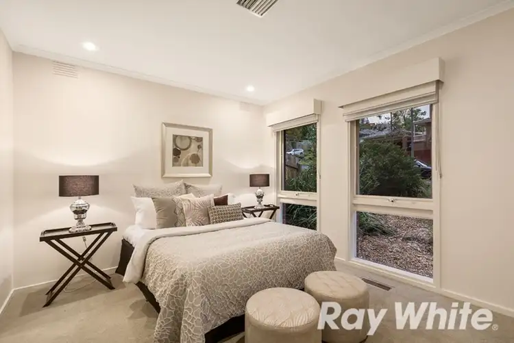 Seventh view of Homely house listing, 25 Barnesdale Drive, Vermont VIC 3133