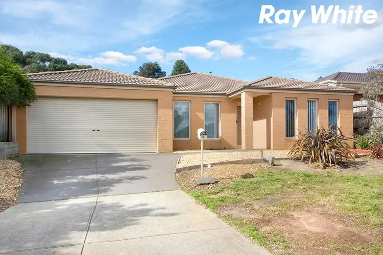 11 Fleur Court, Narre Warren South VIC 3805