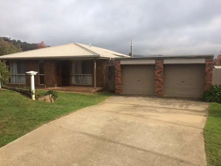 Main view of Homely house listing, 16 Hamilton Valley Court, Hamilton Valley NSW 2641