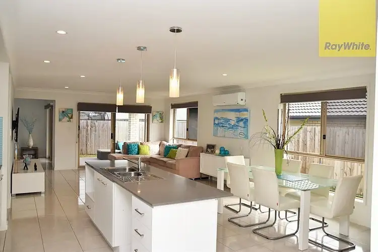 21 Alabaster Drive, Logan Reserve QLD 4133