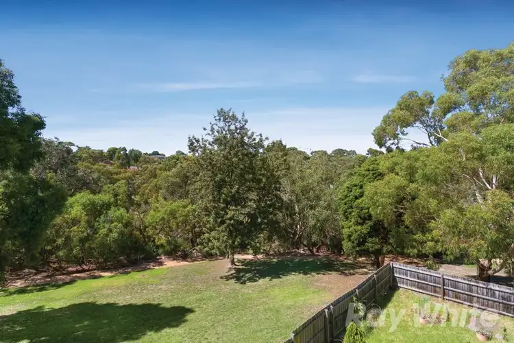 Fifth view of Homely house listing, 7 Warren Court, Mount Waverley VIC 3149