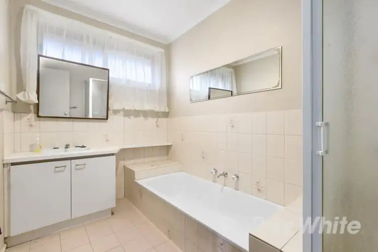 Sixth view of Homely house listing, 5 Bonnie Court, Ferntree Gully VIC 3156