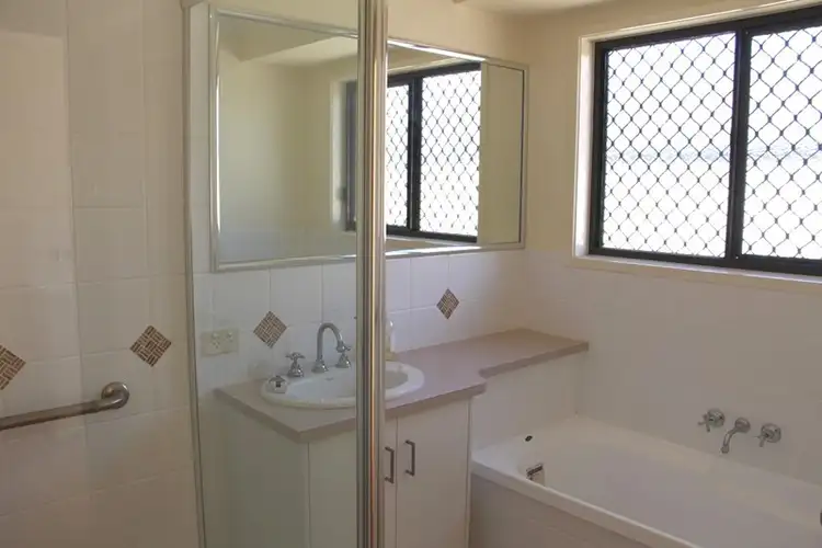 Sixth view of Homely unit listing, 2/18 Lynne Court, Oakey QLD 4401