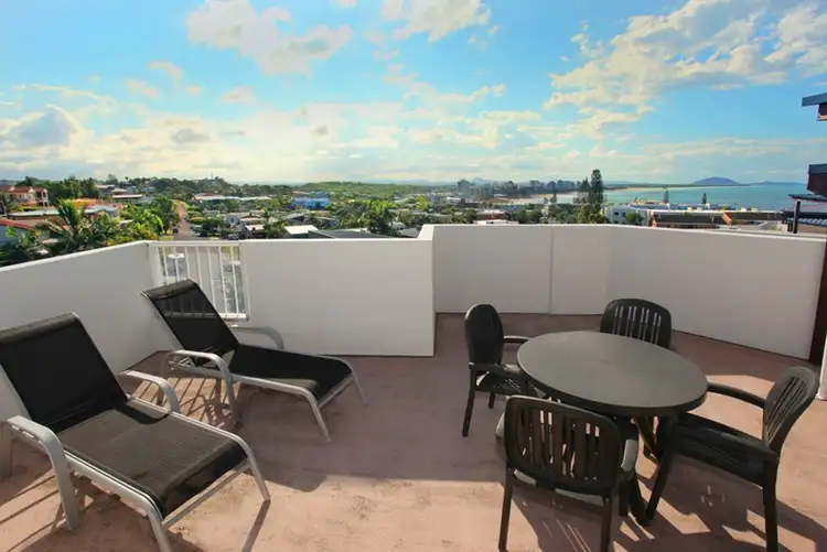 Fifth view of Homely unit listing, 18/10 Edward Street, Alexandra Headland QLD 4572