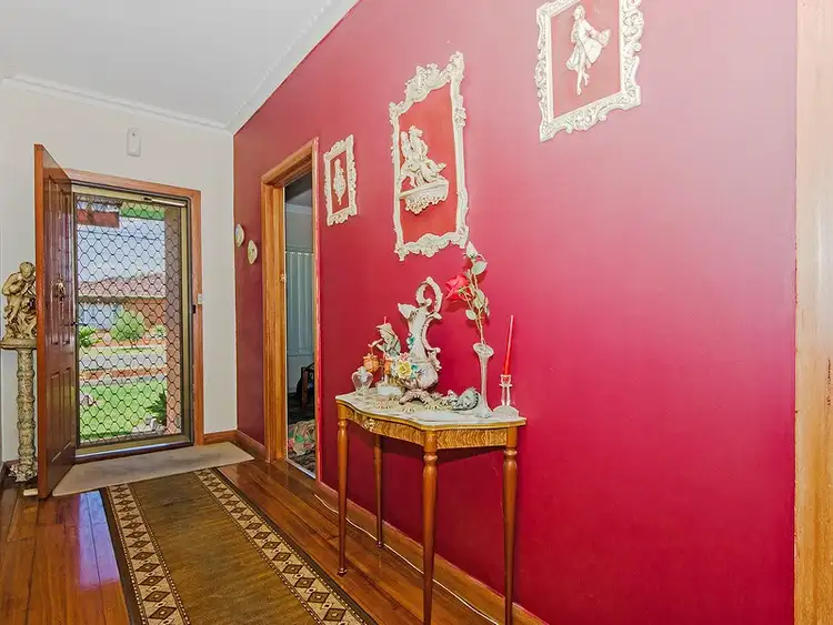 Sixth view of Homely house listing, 7 Richards Court, Brooklyn VIC 3012
