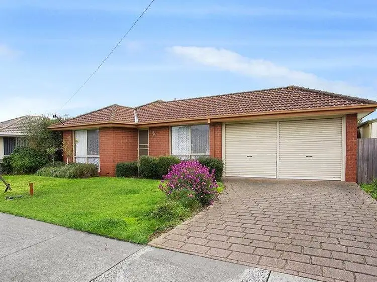 13 Jenolan Avenue, Grovedale VIC 3216