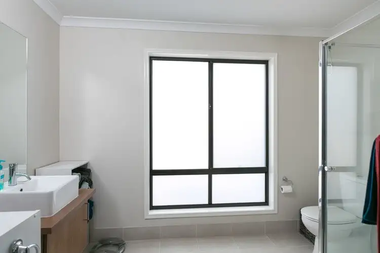 Seventh view of Homely house listing, 6 Trickett Court, Kangaroo Flat VIC 3555