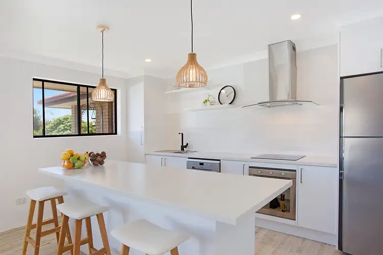 6/32 Peerless Avenue, Mermaid Beach QLD 4218