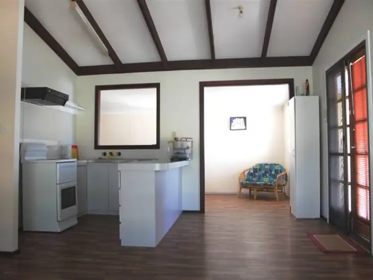 Second view of Homely house listing, 7 Callistemon Close, Leeman WA 6514
