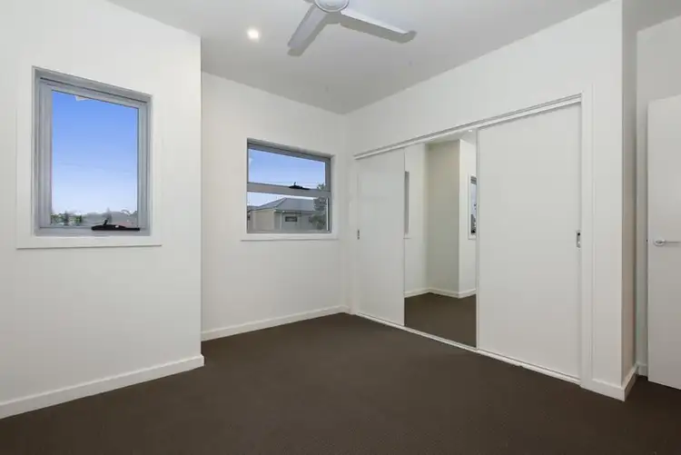 Second view of Homely unit listing, 5/89 Purinuan Road, Reservoir VIC 3073