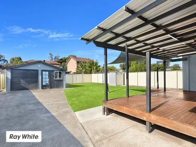 Sixth view of Homely house listing, 19 Brigadoon Circuit, Oak Flats NSW 2529