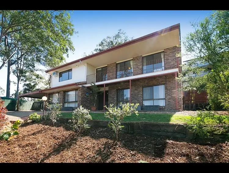 5 Bynoe Close, Chapel Hill QLD 4069