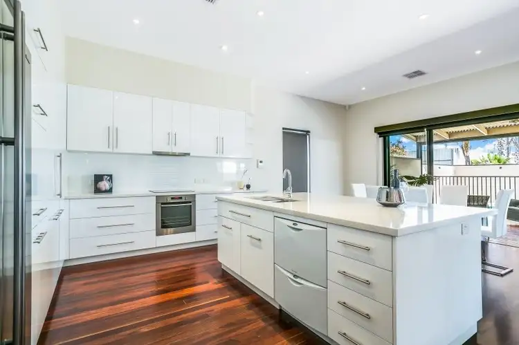 30 Persic Street, Largs North SA 5016