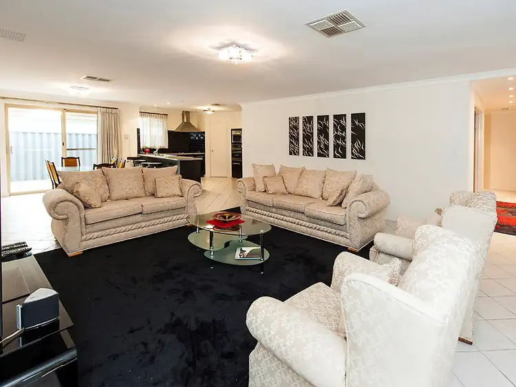 6 Grandis Drive, Baldivis WA 6171