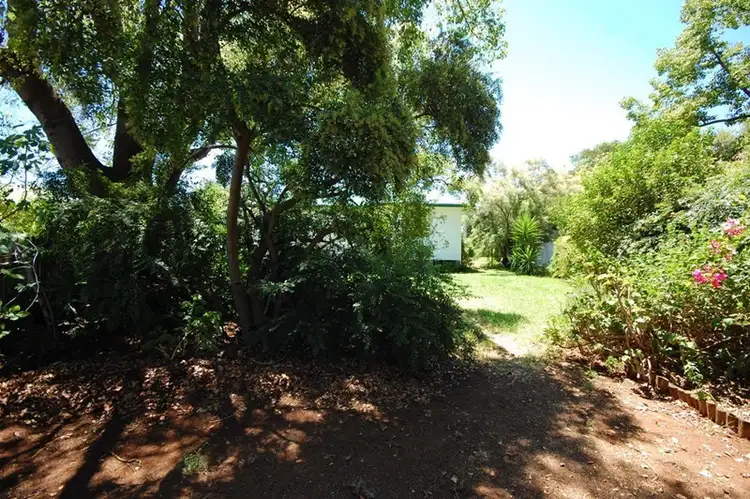 Sixth view of Homely house listing, 10 Cedar Crescent, Griffith NSW 2680