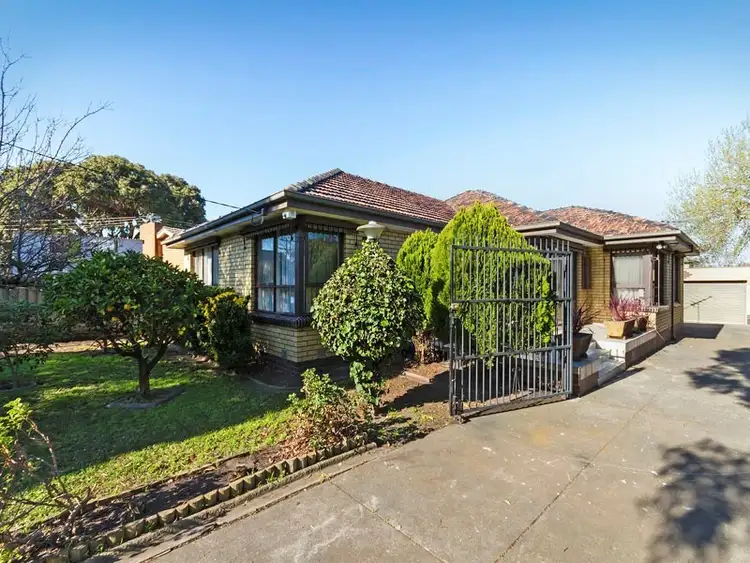 76 Centre Dandenong Road, Cheltenham VIC 3192