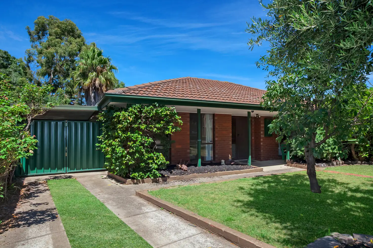 Main view of Homely house listing, 27 Jacaranda Drive, Mill Park VIC 3082