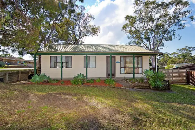 1 Wailele Avenue, Budgewoi NSW 2262