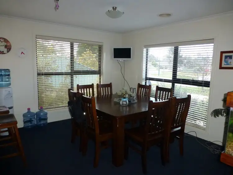 Fourth view of Homely house listing, 27 Woodlands Circ, Echuca VIC 3564