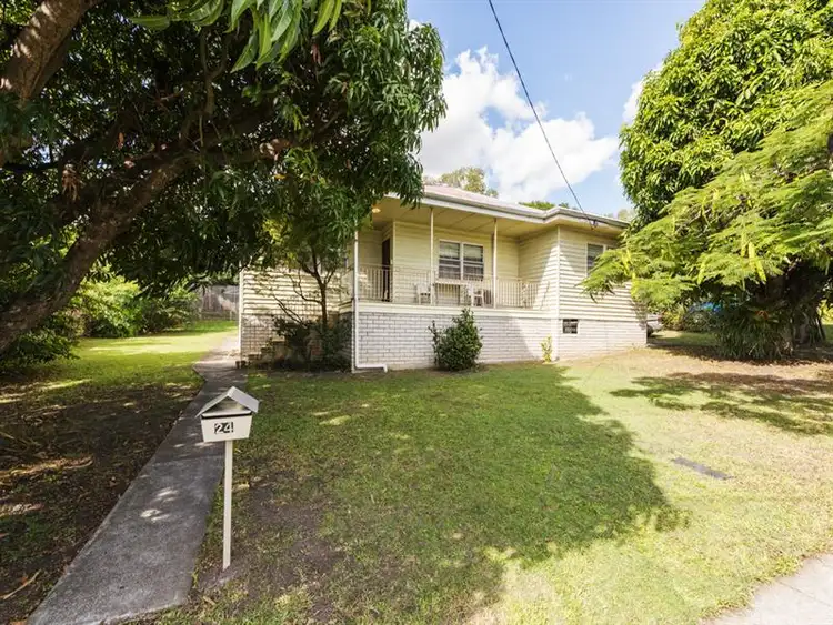 24 Orcades Road, Yeronga QLD 4104