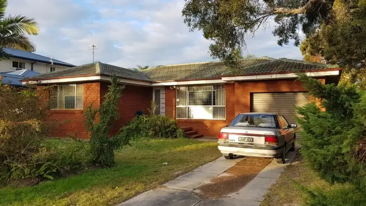 16 Connex Road, Umina Beach NSW 2257