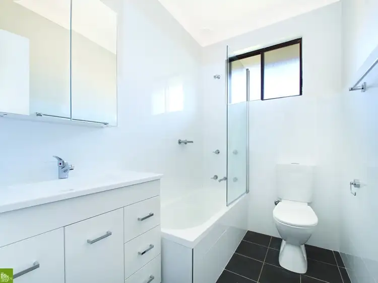 Second view of Homely unit listing, 8/14 Grey Street, Keiraville NSW 2500