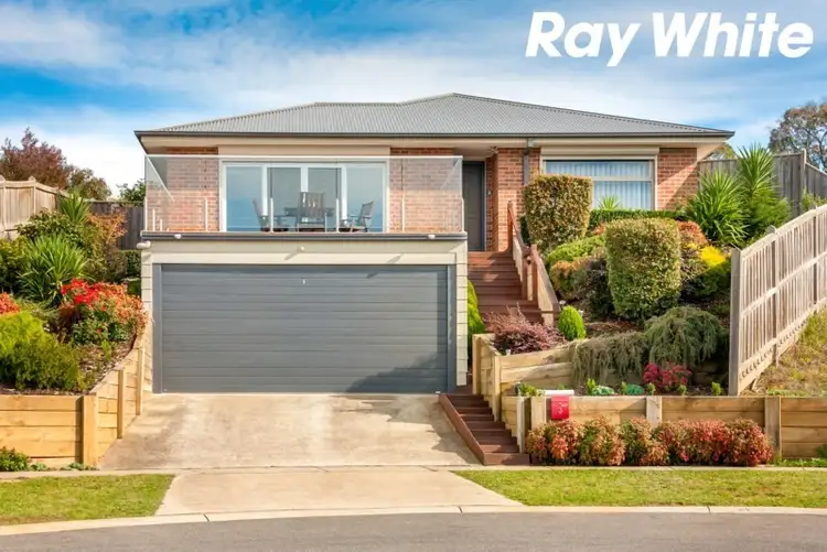 3 Kristan Court, Drouin VIC 3818