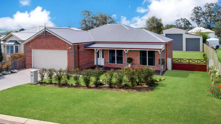 18 Samuel Avenue, Crows Nest QLD 4355