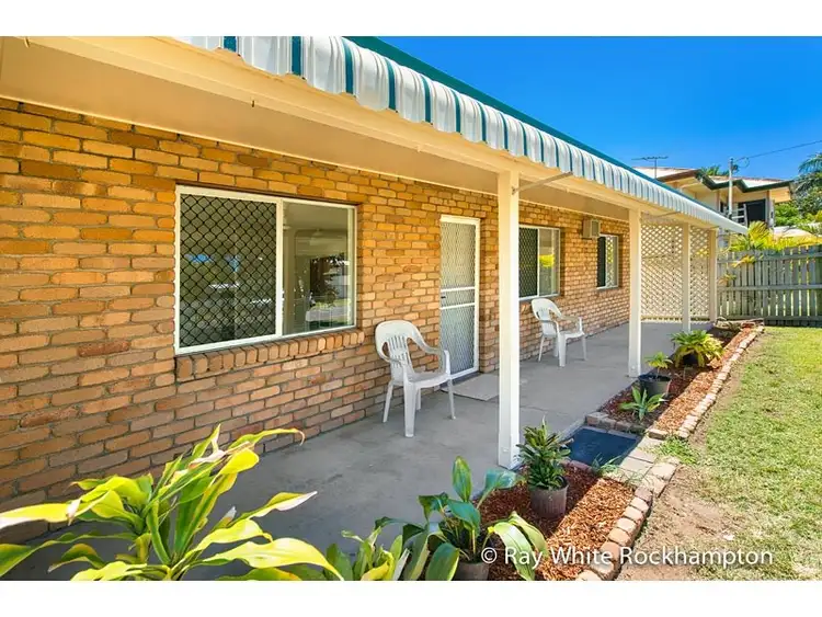 9 Bertram Street, Park Avenue QLD 4701