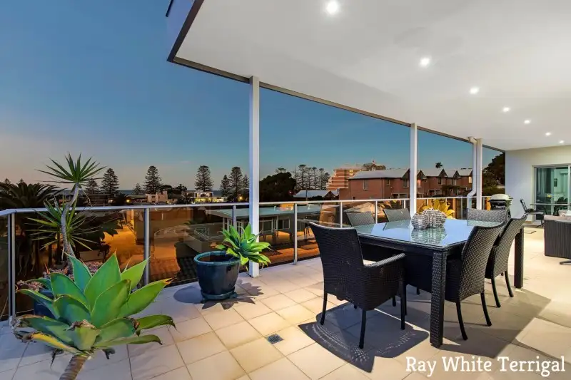 Main view of Homely apartment listing, 2/18 Campbell Crescent, Terrigal NSW 2260