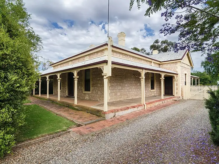 25 North Parade, Strathalbyn SA 5255