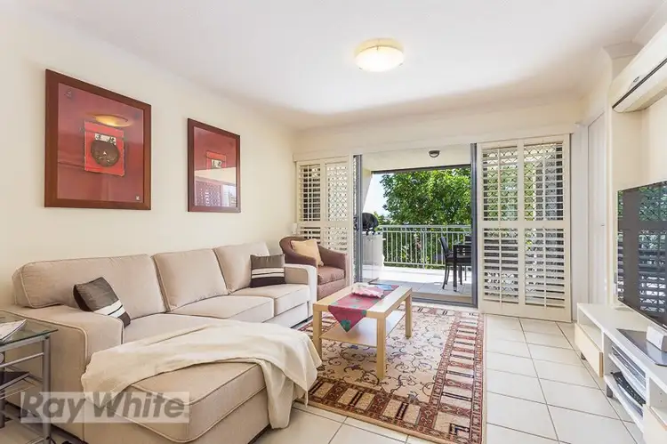 9/34 Douglas Street, Greenslopes QLD 4120