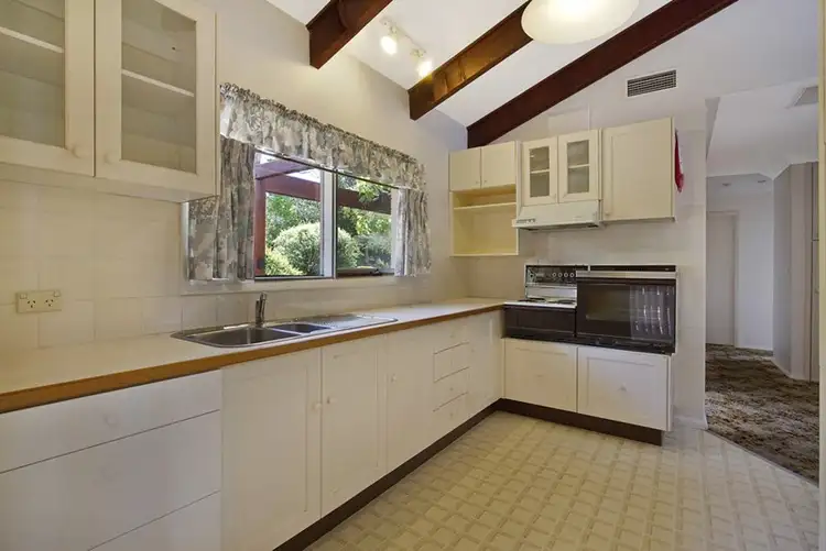 Fourth view of Homely house listing, 8 Bunya Crescent, Bowen Mountain NSW 2753