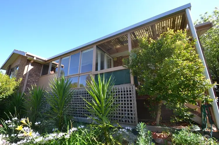 44 Hanley Crescent, Seymour VIC 3660