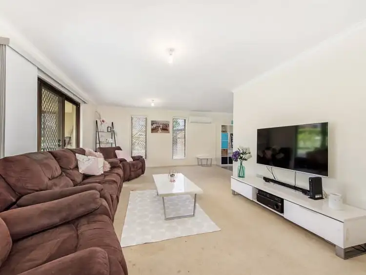 Sixth view of Homely house listing, 4 Burgundy Court, Highland Park QLD 4211