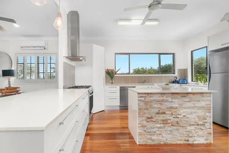 Fifth view of Homely house listing, 2 Orient Court, Buderim QLD 4556