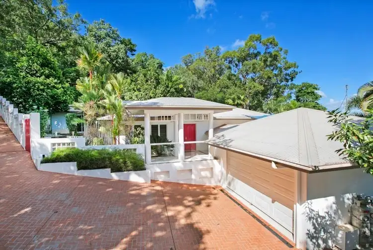 51 Crowsnest Terrace, Trinity Beach QLD 4879