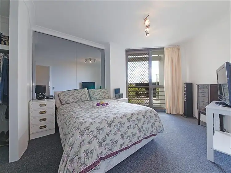 Fifth view of Homely apartment listing, 4/32 Fortescue Street, Spring Hill QLD 4000
