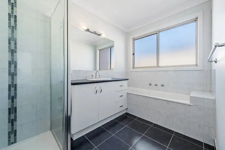 Seventh view of Homely house listing, 5 Deepdene Street, Caroline Springs VIC 3023