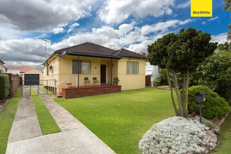 20 Carlton Parade, Punchbowl NSW 2196