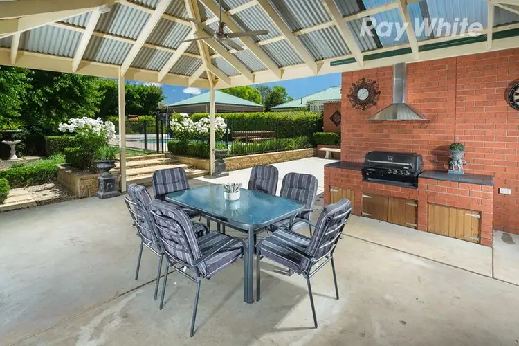 25 Mountford Crescent, East Albury NSW 2640