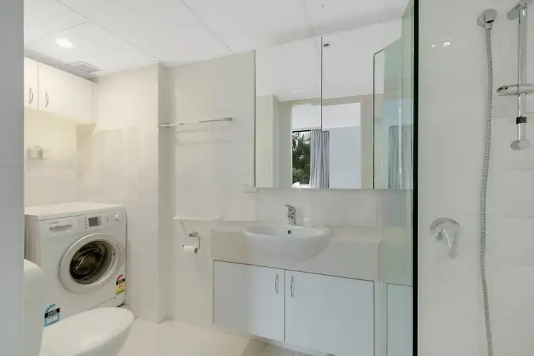 Fifth view of Homely unit listing, 5/65 Bauer Street, Southport QLD 4215