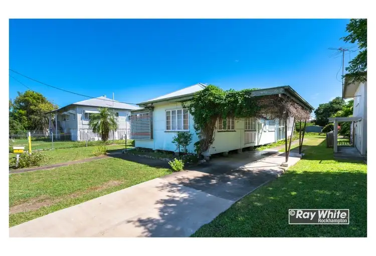 25 Lauga Street, Park Avenue QLD 4701