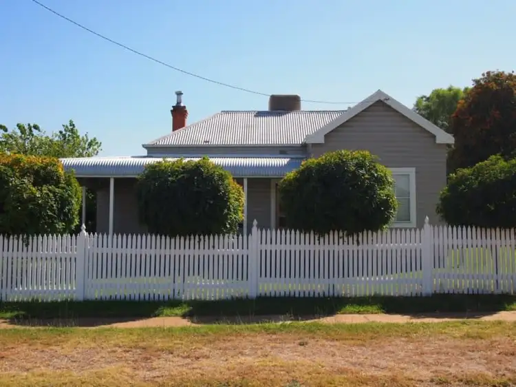 69 Orange Street, Condobolin NSW 2877