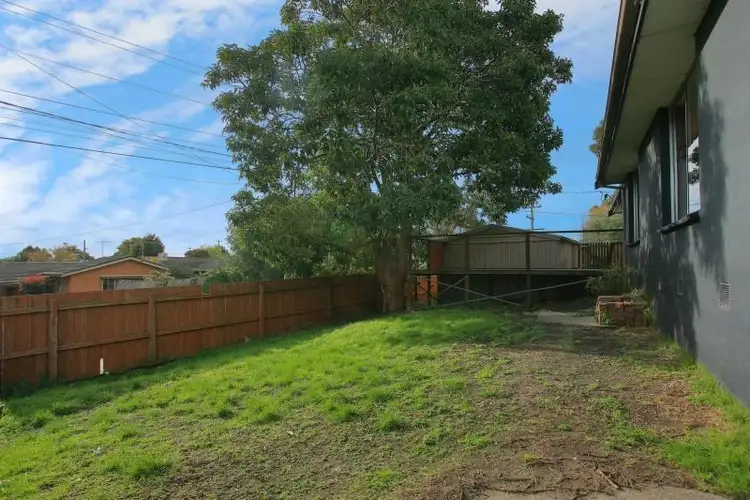 Seventh view of Homely house listing, 2 Benanee Drive, Frankston VIC 3199