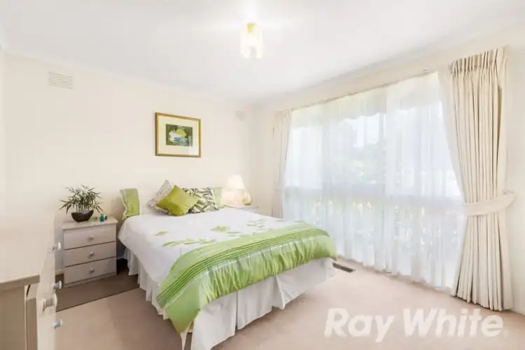 Sixth view of Homely house listing, 4 Cavill Court, Vermont South VIC 3133