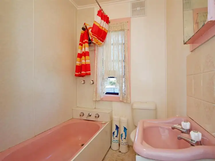 Seventh view of Homely house listing, 8 Anthony Street, Lake Illawarra NSW 2528