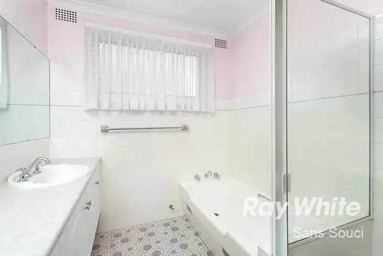 Fourth view of Homely unit listing, 1/106-108 Chuter Avenue, Ramsgate Beach NSW 2217